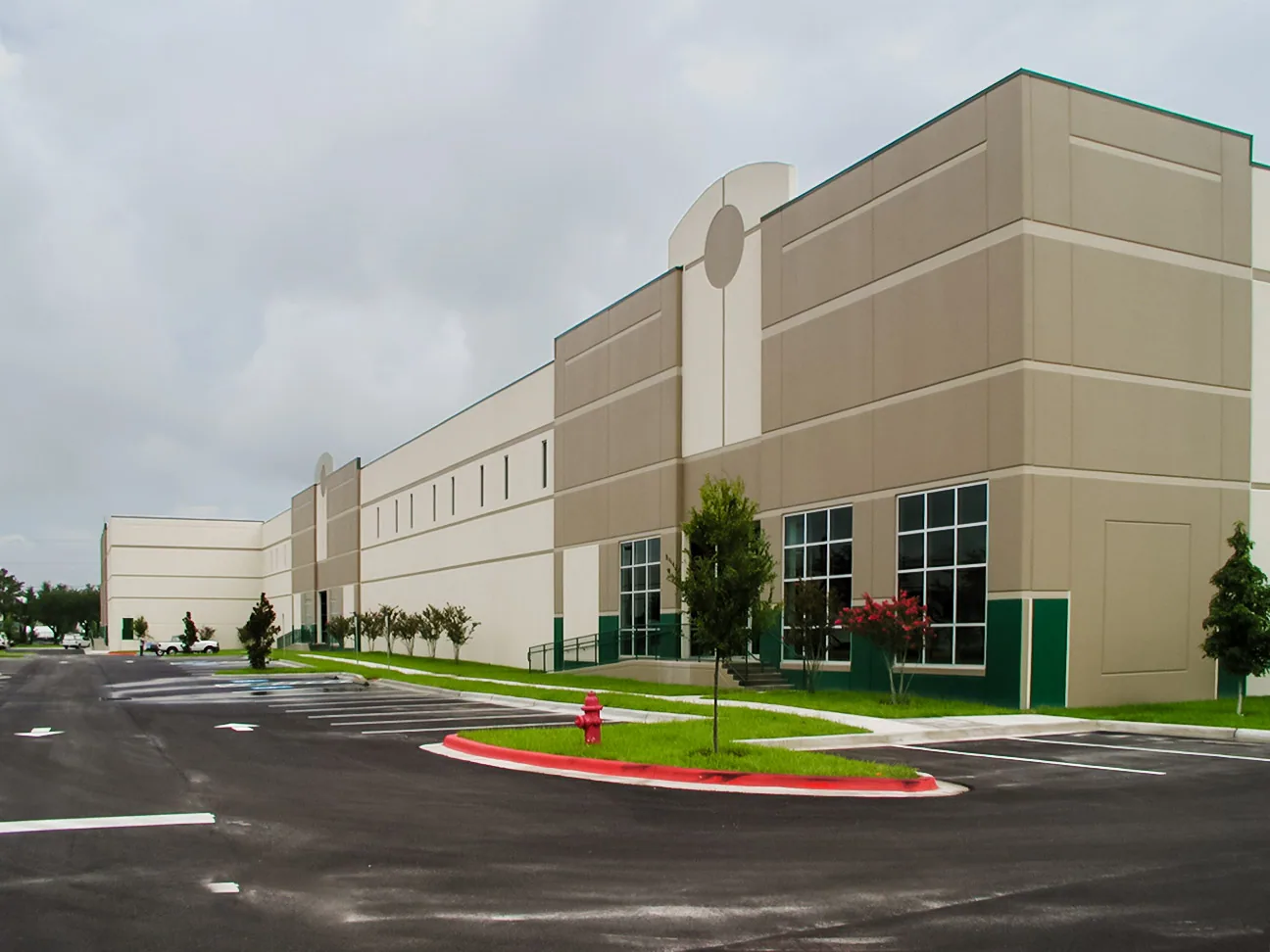 Distribution Center Commercial Roofing in Overland Park, KS