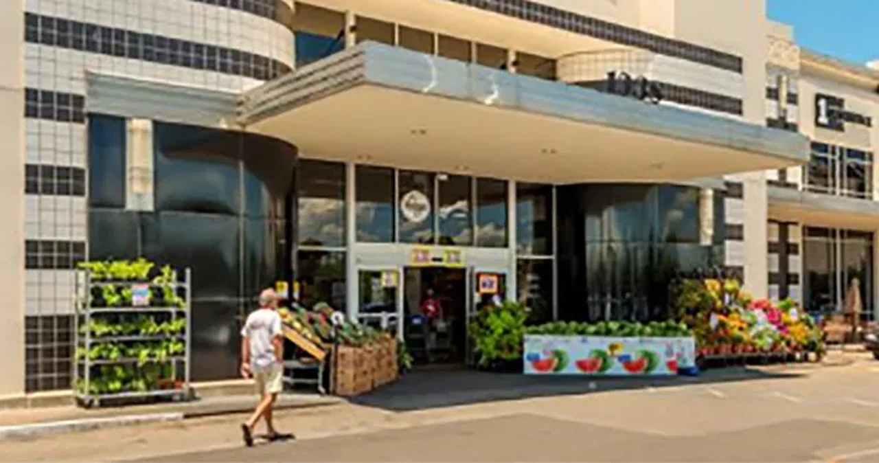 Retail, Office and School Roofing