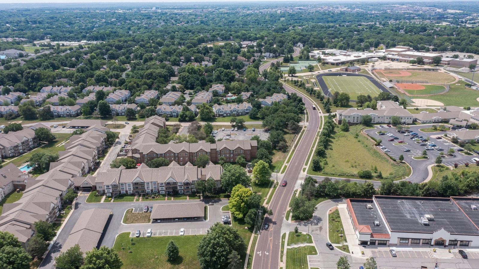 Commercial Roofing in Lenexa, KS Commercial Roofing in Lenexa, KS